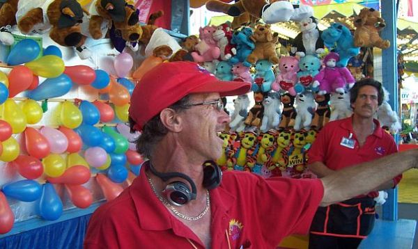 Mexicans from Veracruz State Increasingly Run U.S. Carnivals