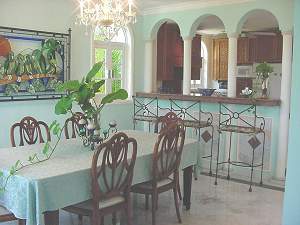 CASA BUGANVILLAS